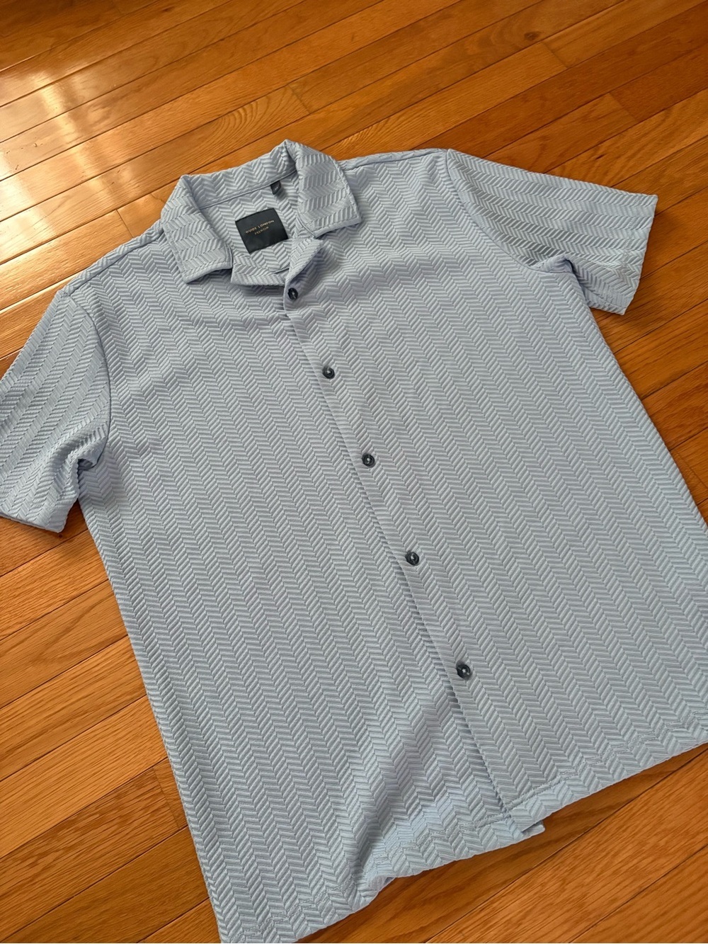 Men's Light Blue Short-Sleeve Button-Down Shirt — Modern Chevron Pattern - Picture 6 of 11